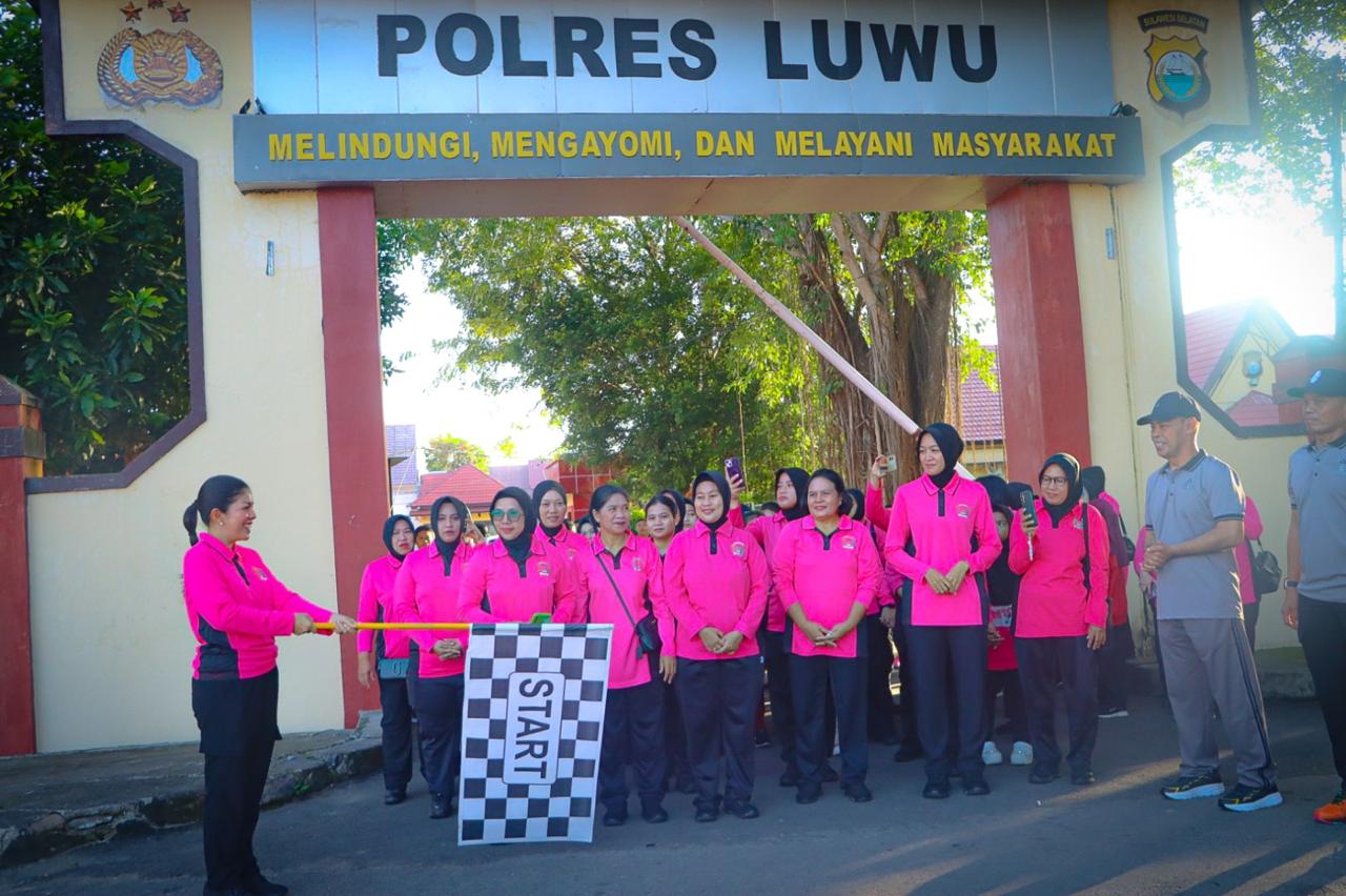Rayakan HUT Bhayangkara ke-80, Polres Luwu Gelar Jalan Santai dan Senam Bersama