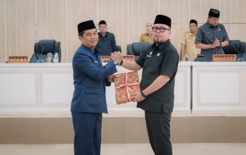 Pemkot Palopo Serahkan Ranperda Pertanggungjawaban APBD 2025 ke DPRD