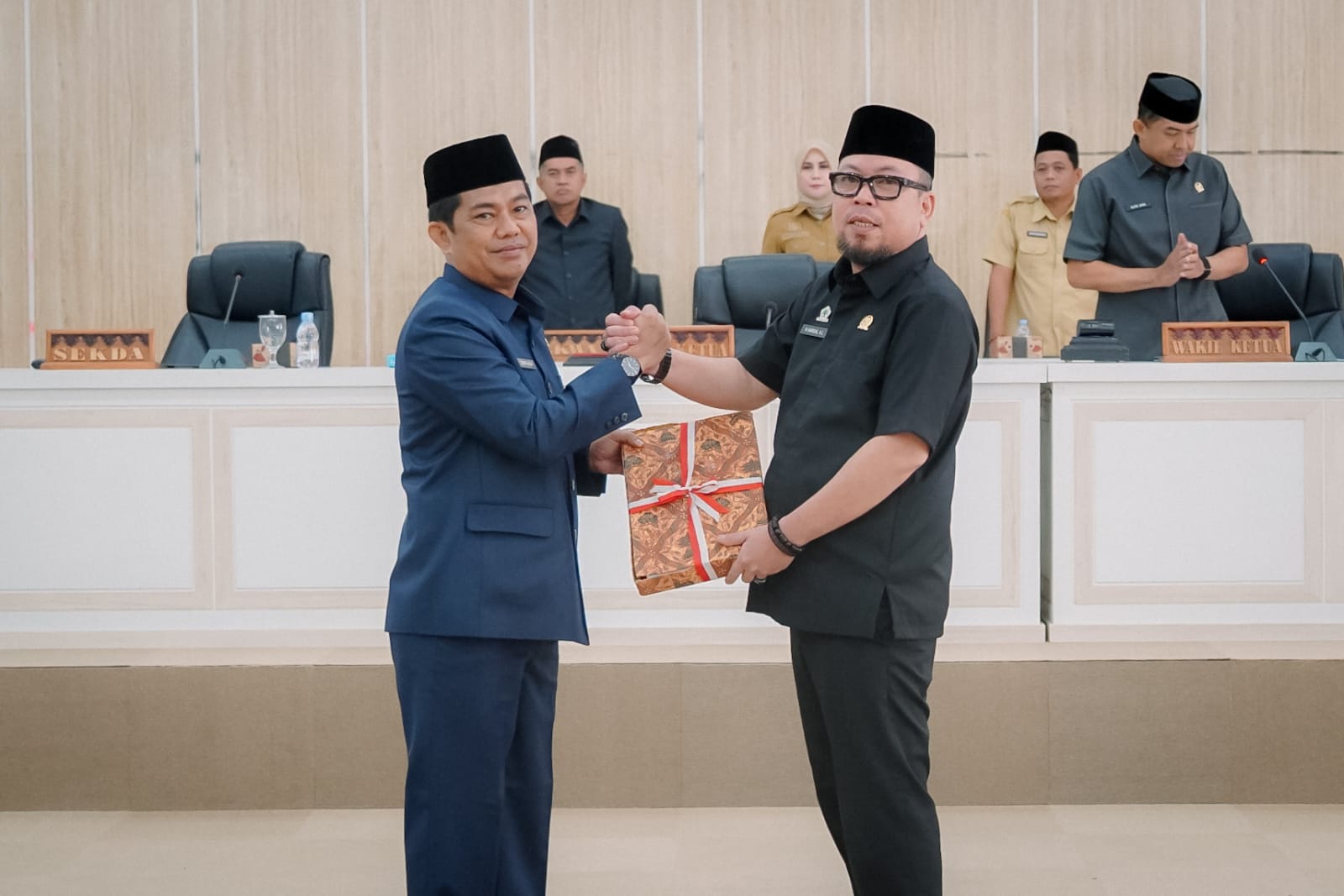 Pemkot Palopo Serahkan Ranperda Pertanggungjawaban APBD 2025 ke DPRD