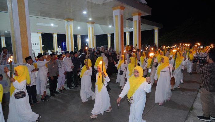 Lautan Api di Belopa, Ribuan Warga Tumpah Ruah Sambut Tahun Baru Islam 1448 H