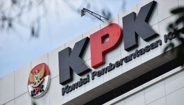 Sita 55 Kg Logam Platinum, KPK Tahan Bupati Langkat dan Timses