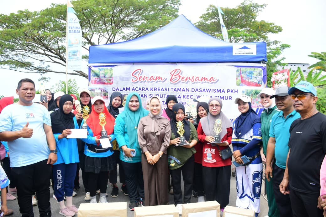 Kelompok PKH 12 Sabet Juara 1 Kreasi Taman Dasawisma di Kelurahan Surutanga
