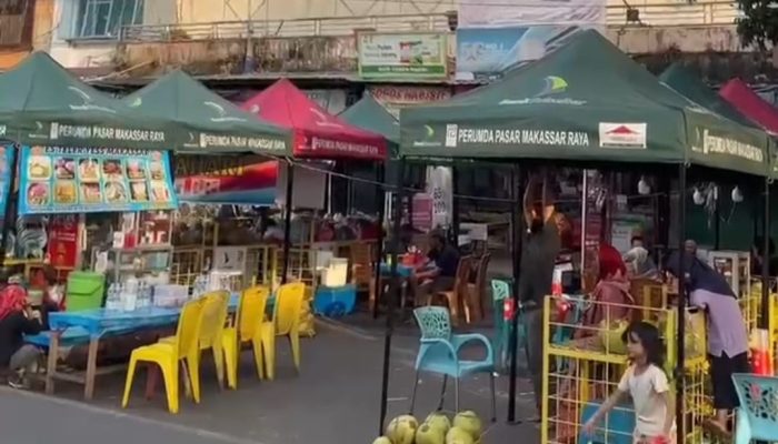 Pindah dari Benteng Rotterdam, Nasib Baru Pedagang Es Kelapa Muda di Pasar Kampung Baru