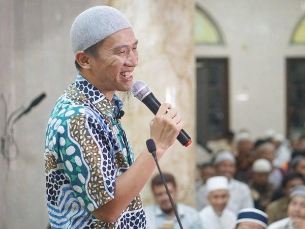 Felix Siauw Kritik Pejabat dan Tokoh Agama yang Gemar Pamer Kemewahan