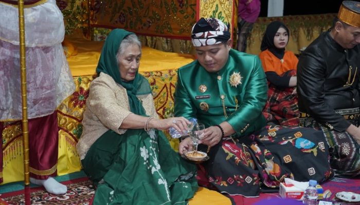 Peringati Hari Jadi Kabupaten Luwu ke-67, Pemkab dan Pemangku Adat Gelar Maddoja Roja